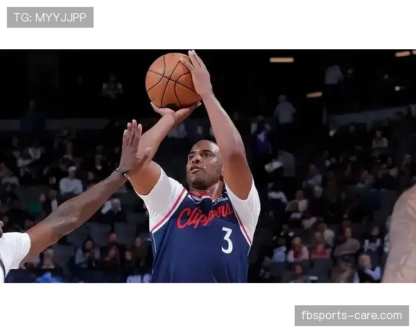 保罗·皮尔斯关键时刻突击打破防守拉开得分差距