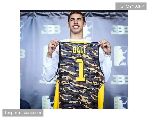 三秒规则国际差异：FIBA与NBA的判定细则解析